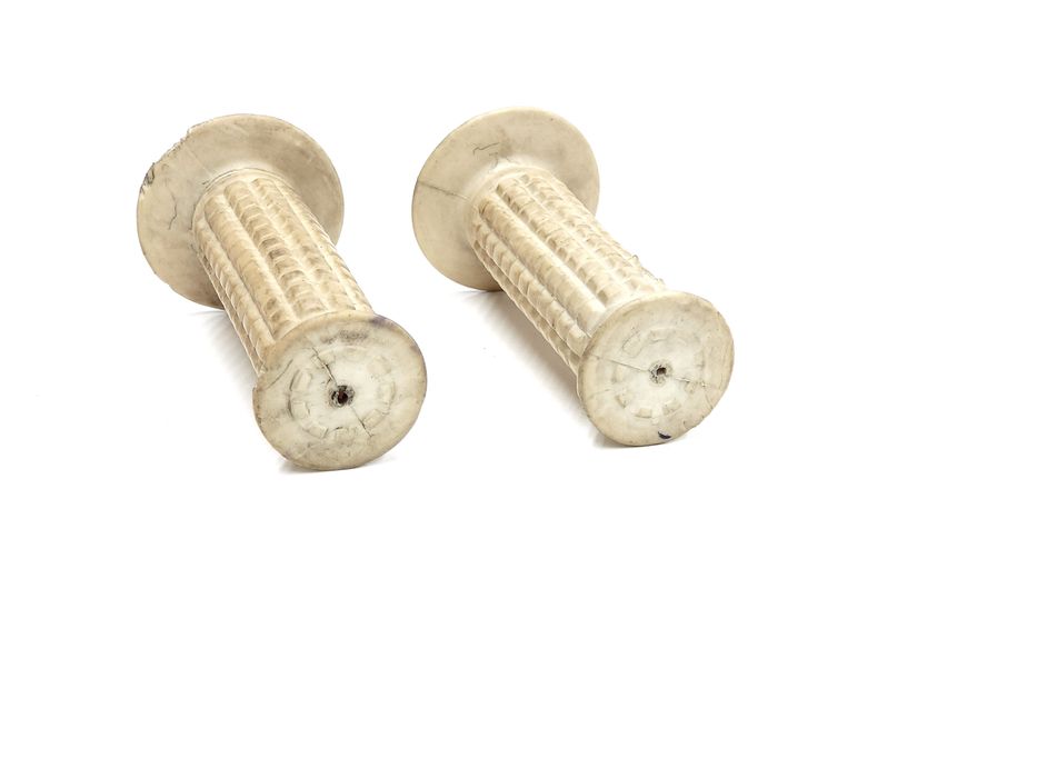 CHwyty Gripy kierownicy Romet Universal BMX Zenit Alka białe