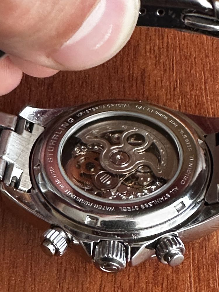 Продам Stuhrling Original 487.01