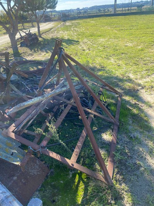 Trator ferguson com documentos