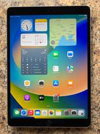 Apple iPad Pro 1st Gen 10.5" 256gb Gray