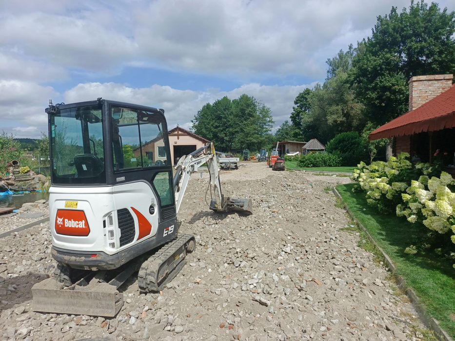 Usługi minikoparką usługi ładowarką bobcat 463, bobcat s450,bobcat e19