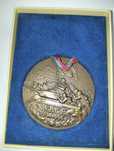 Памятная медаль в оригинальной коробке 1944-1964