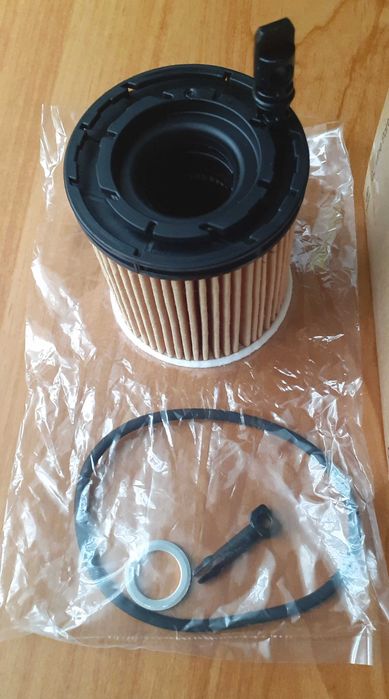 NOWY oryginalny filtr oleju Hyundai Kia 263502M000 , 26350 2M000