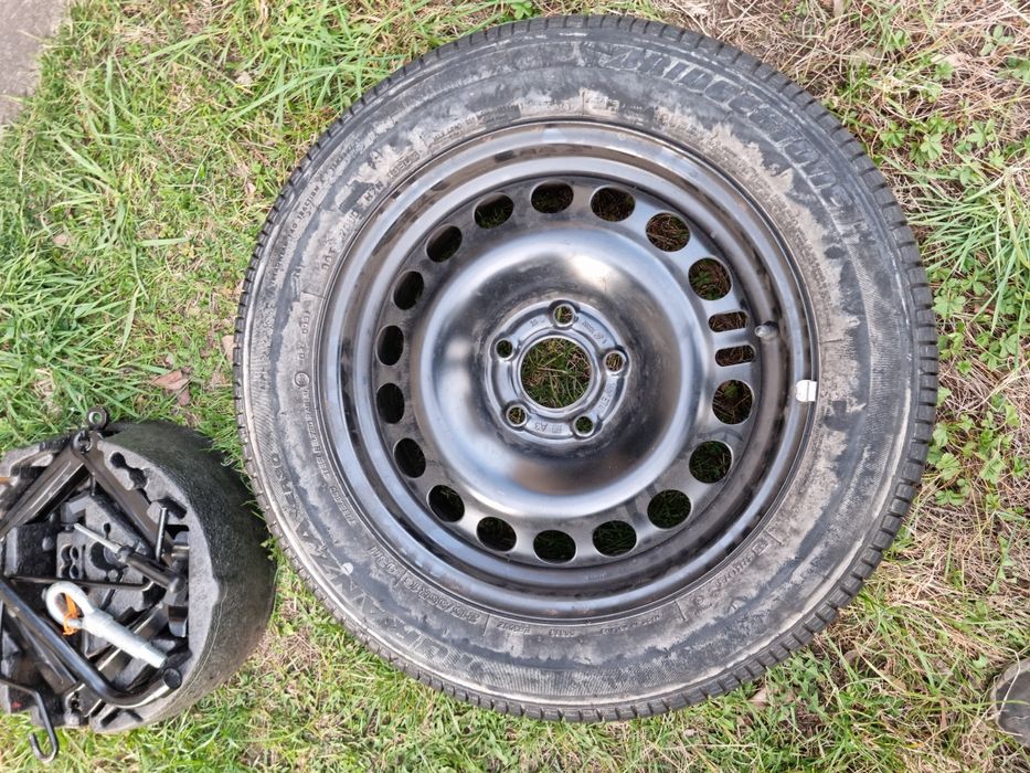 Zestaw koła zapasowego razem z lewarkiem opel 5x110