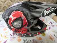 Capacete e óculos mota airoh