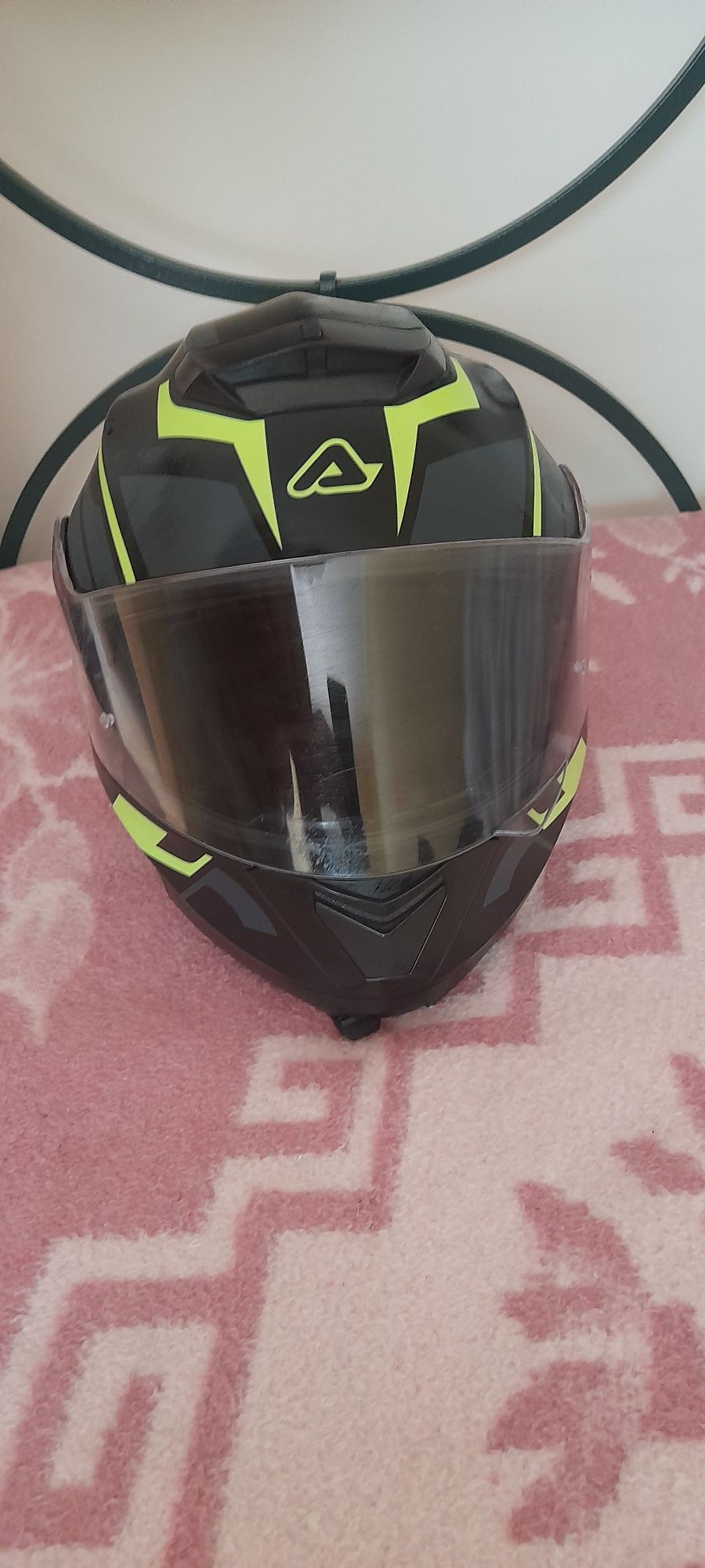 Capacetes 1 AGV, 1 ACERBIS