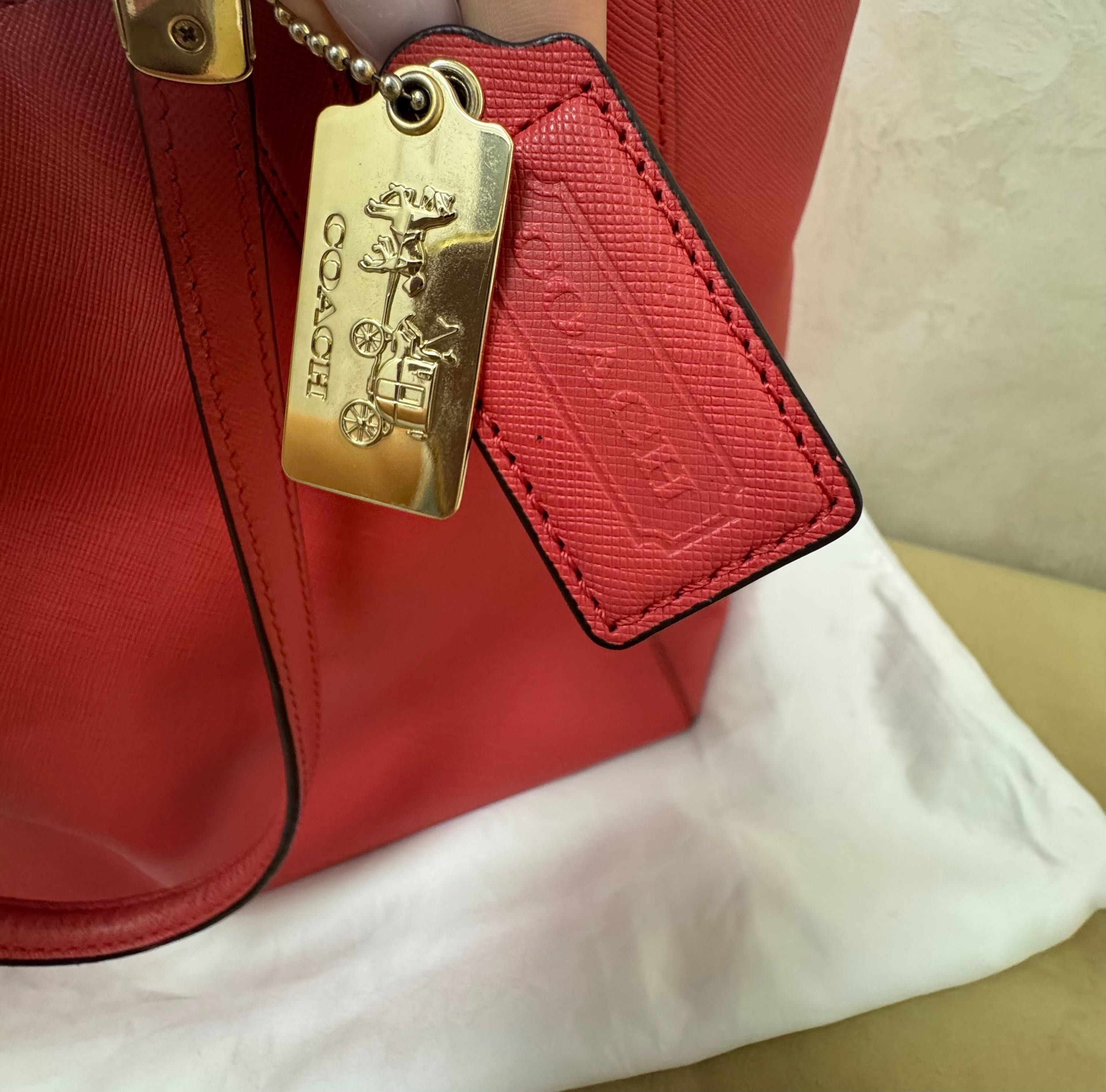 Сумка Coach оригінал! ( Furla, coccinelle)
