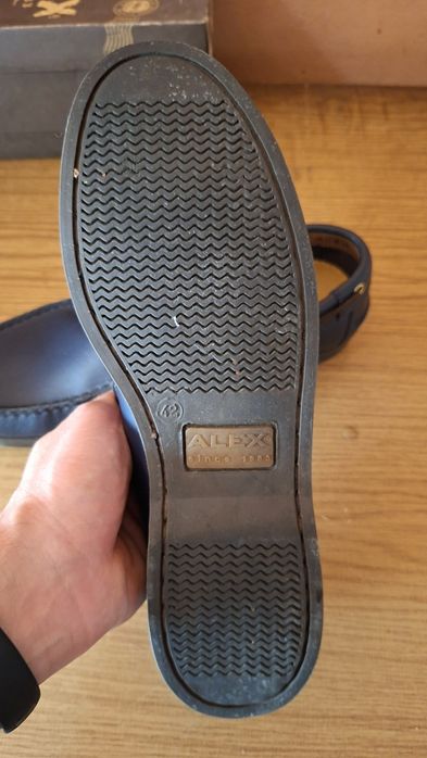 Sapatos de cerimonia em pele