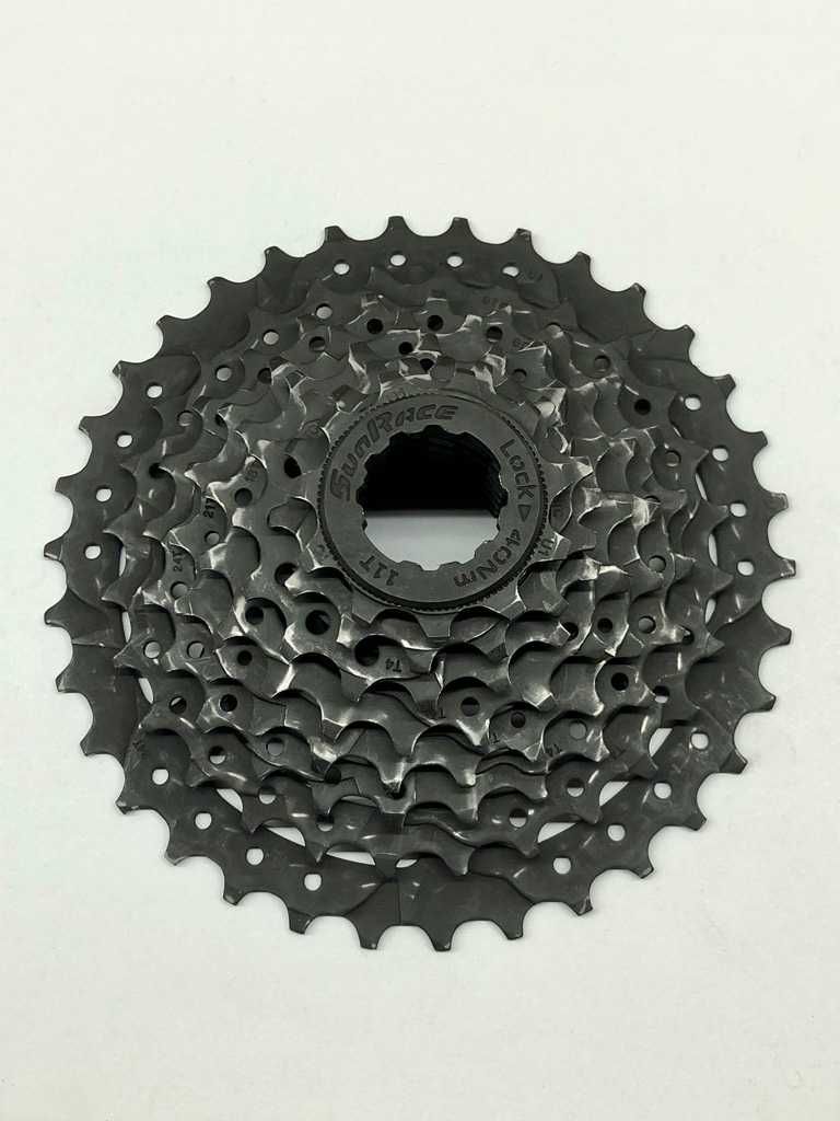 Grupa osprzętu Shimano Claris 2x8 z kasetą Sunrace i łańcuchem KMC