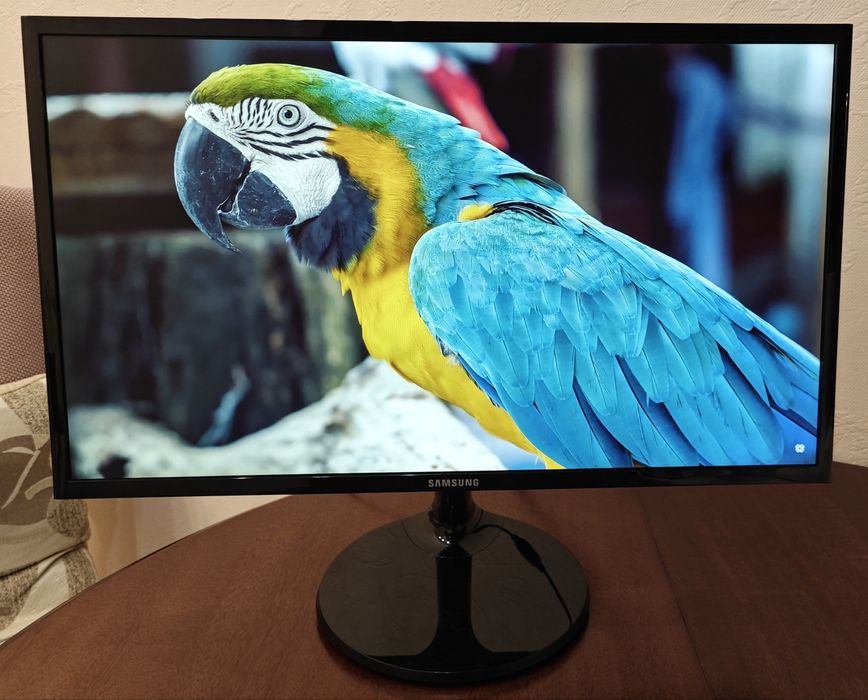 Монітор Samsung 24", 1920x1080