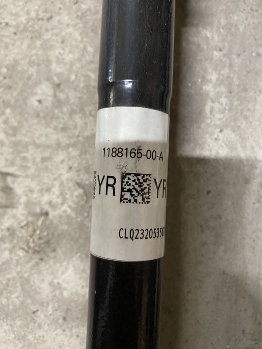 Tesla m Y піввісь задня полуось шрус шарнір