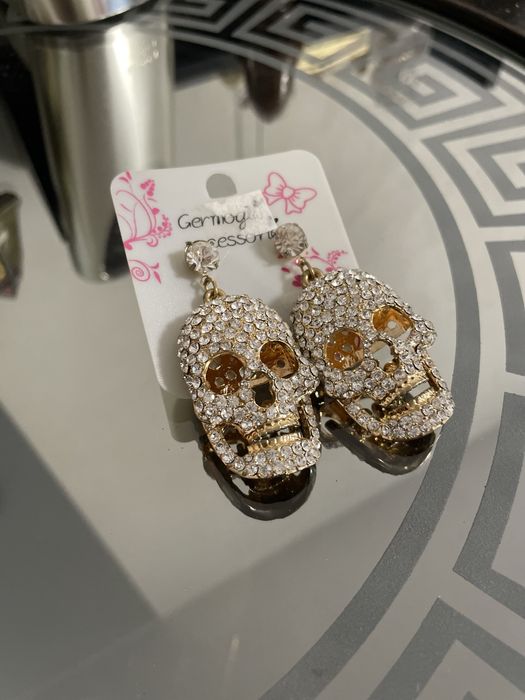 Сережки черепи серги на хеллоуин