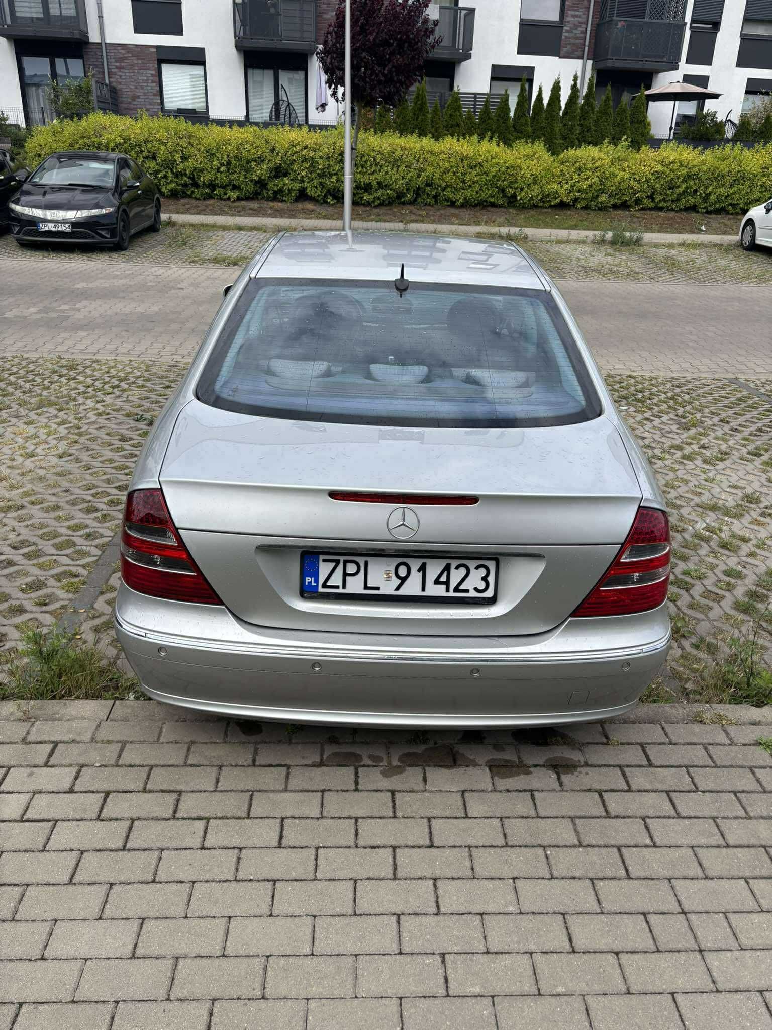 Mercedes W211 E240 + LPG