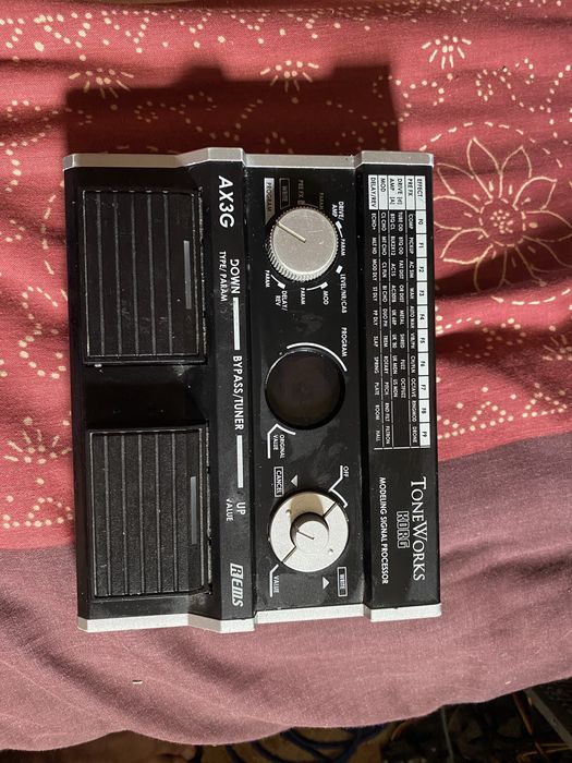 Гітарний процесор Korg AX3G