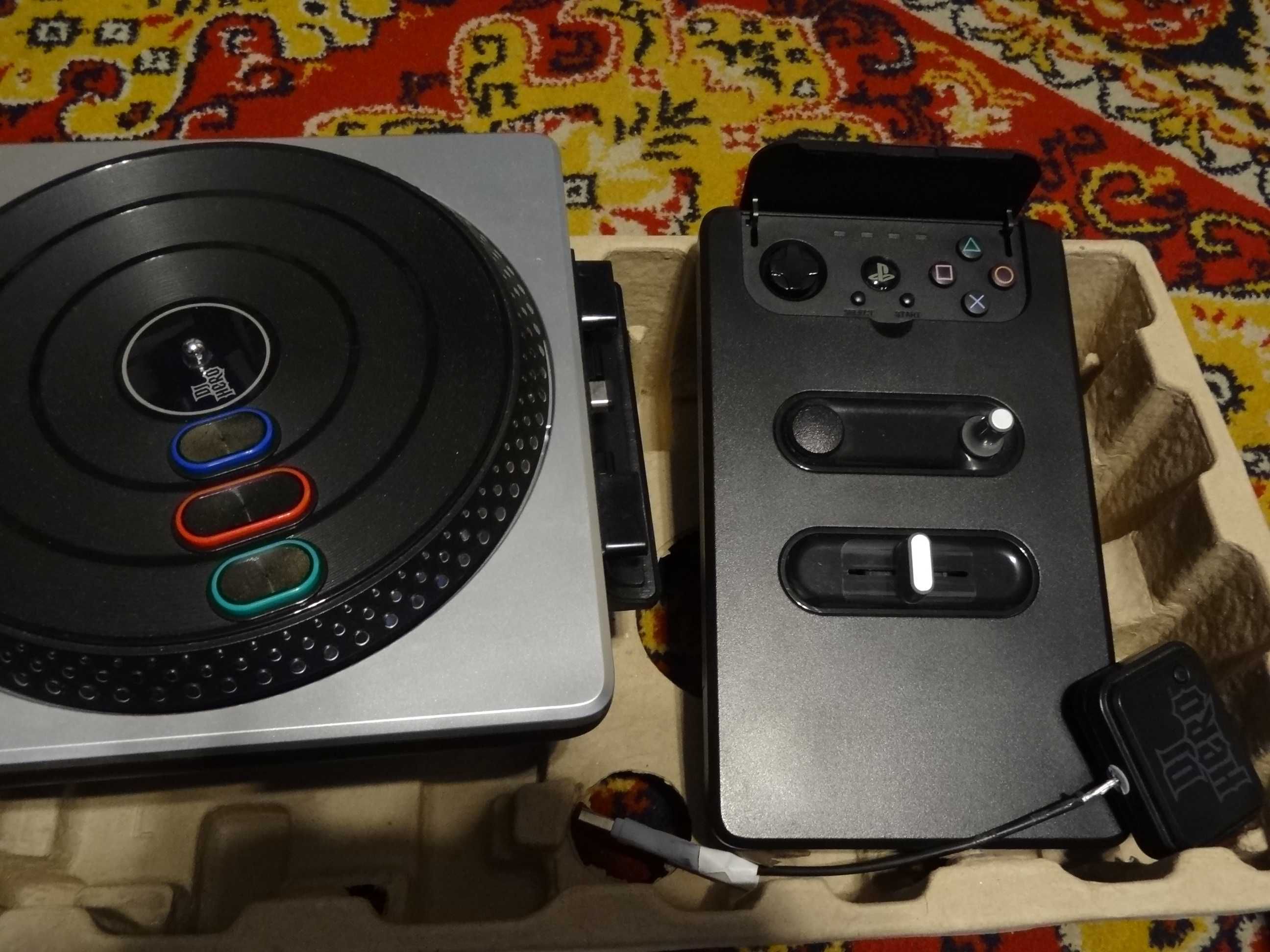 + DJ Hero 2 + konsola na PS3 mikser, odbiornik