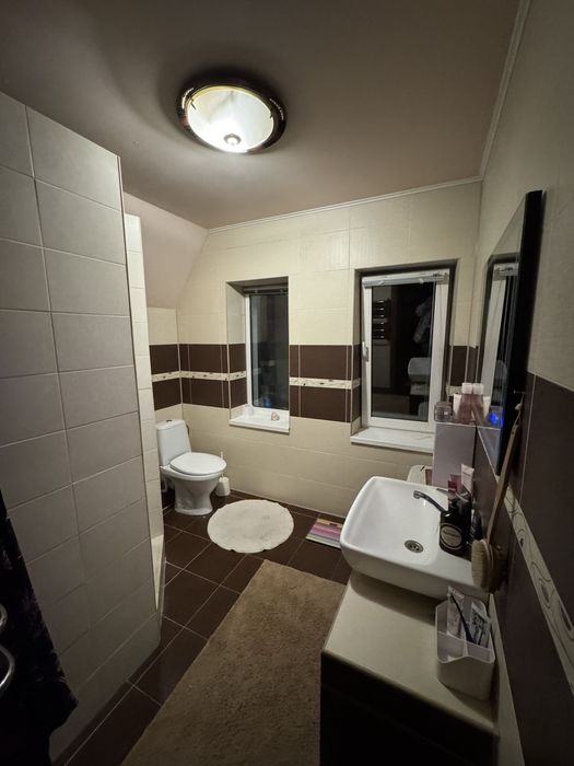 Оренда 2 поверх. будинку