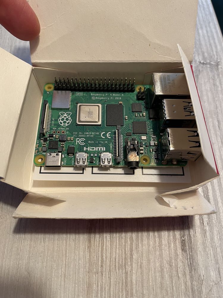 Raspberry Pi 4 model B 4GB RAM