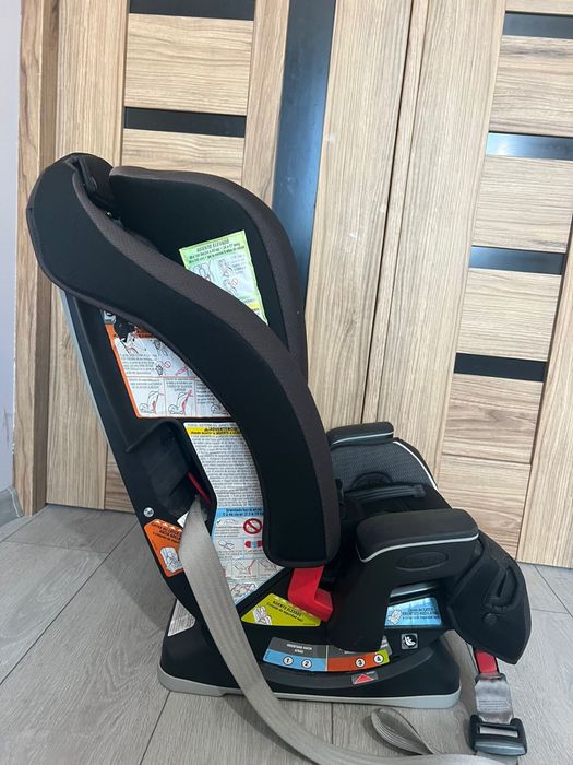 Автокрісло Graco