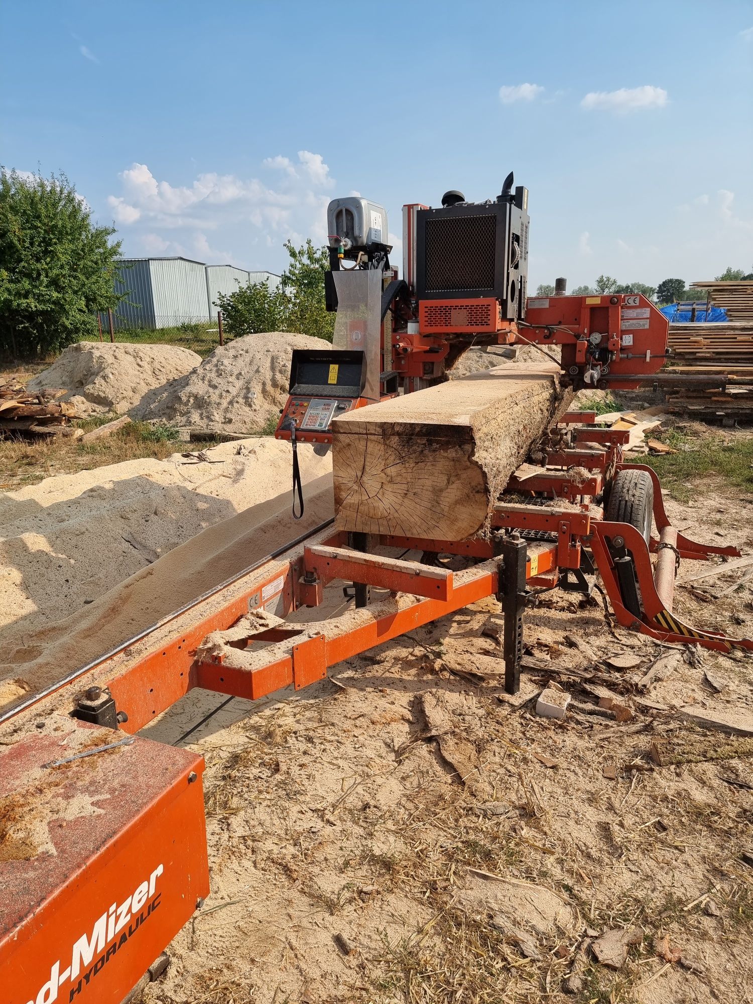 Trak tartak mobilny objazdowy spalinowy deski kantówki foszty Wałcz