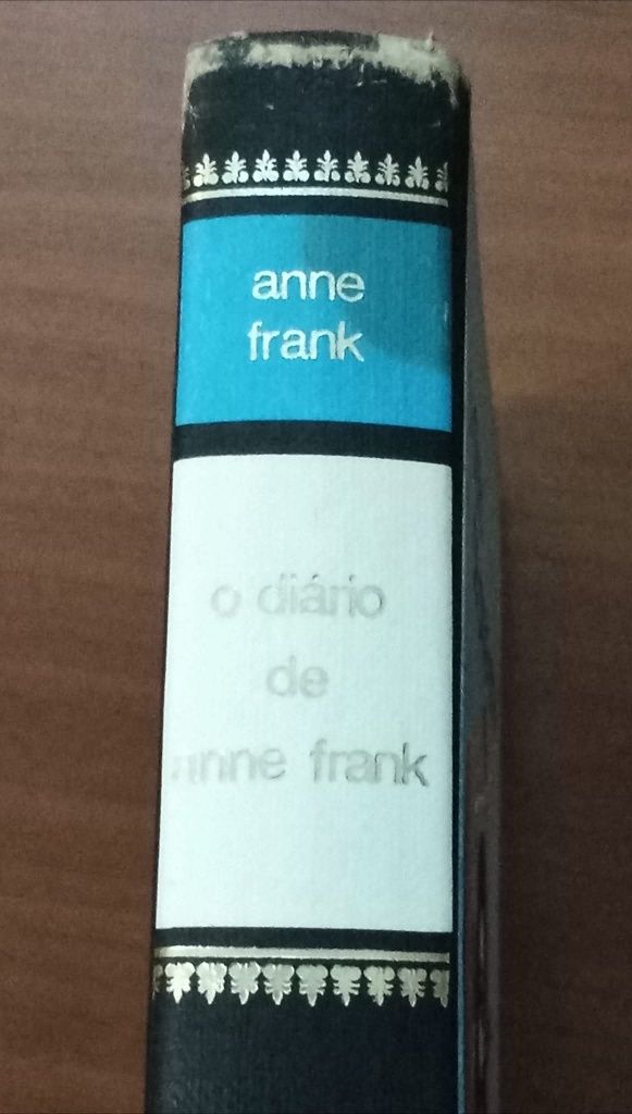 Diário de Anne Frank - Circulo de Leitores - 1975
Livro 7

"O Diário d