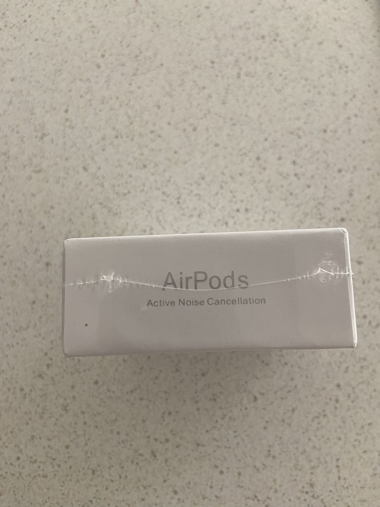 Airpods 4 (ANC) novos