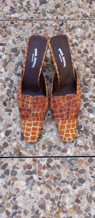 Sapato chinela pele camel estilo vintage