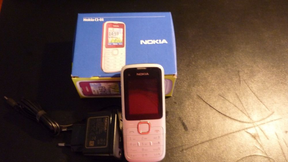 Telemovel Nokia, C - 1-- 01