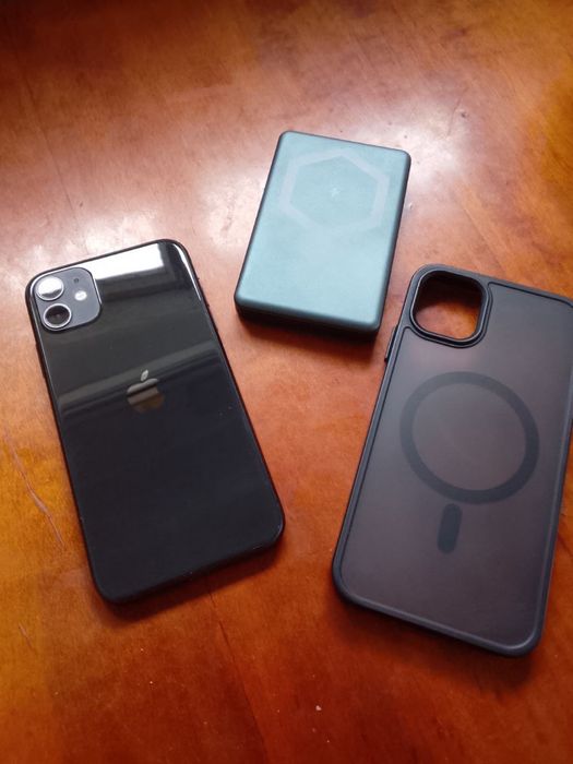 Iphone 11 )128 GB+ безпровідний павербанк