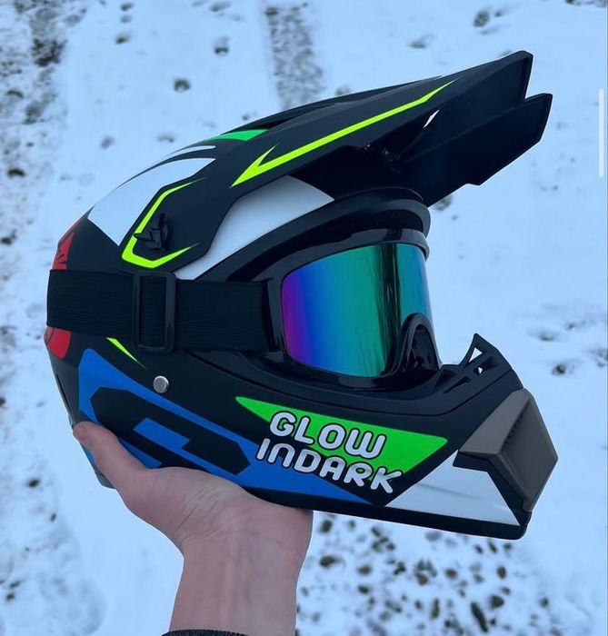 Мотошолом, шлем для мотоцикла, мотоекіп, шолом