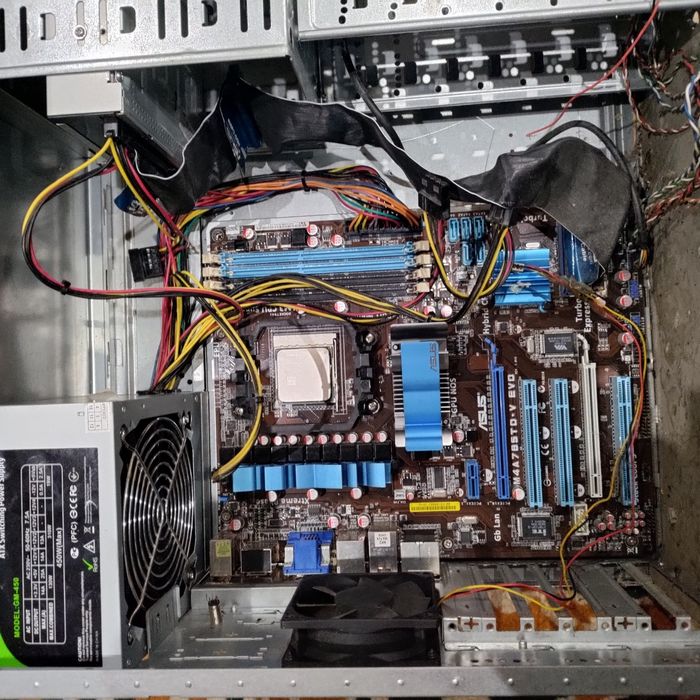 Продаю запчасти з декількох пк am3 та