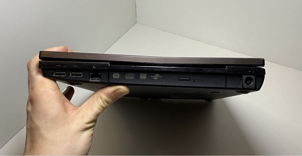 Ноутбук HP ProBook 4520s 15.6"/3GB RAM/300GB HDD! N2145