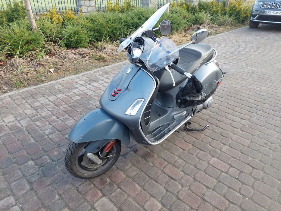 Vespa GTS 300 2018