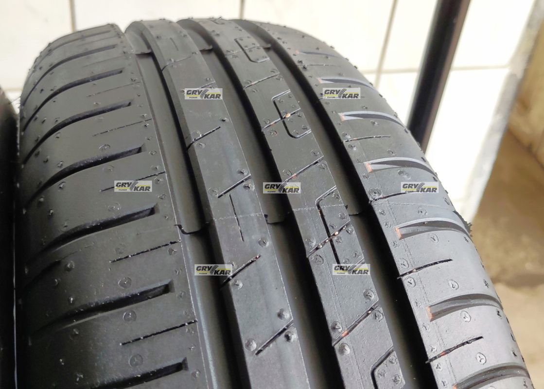 2x 185/65r15 Goodyear EfficientGrip Performance 2022r B/A/68dB 3 lata