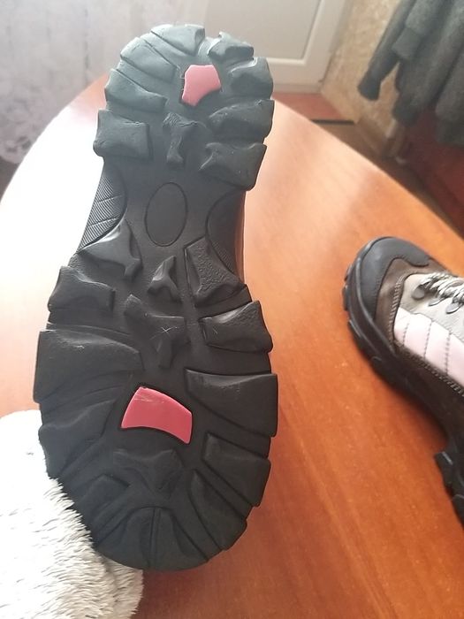 Ботинки женские 39 размер