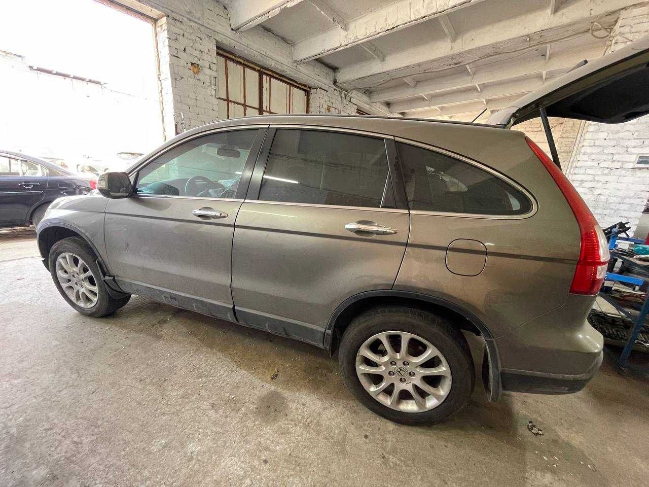 Honda CR-V 2,4 2008 Автомат Газ/Бензин