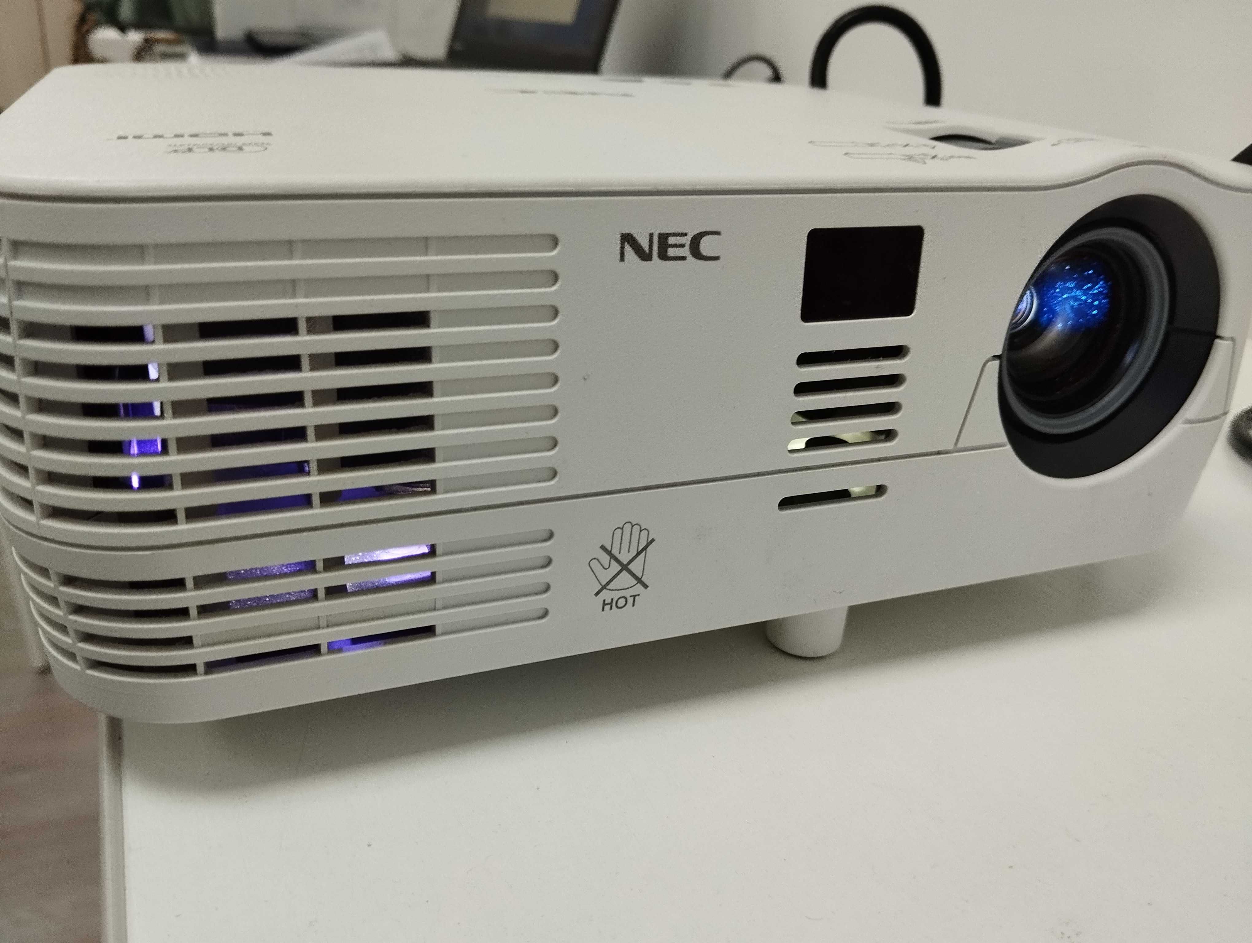 Проектор NEC VE281X