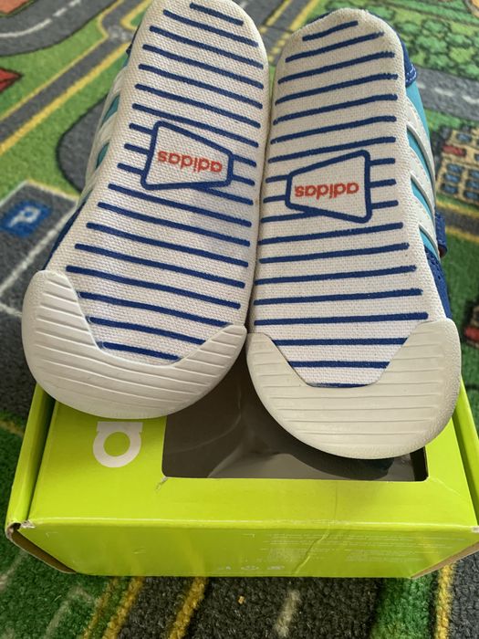 Adidas buciki r. 18 nowe