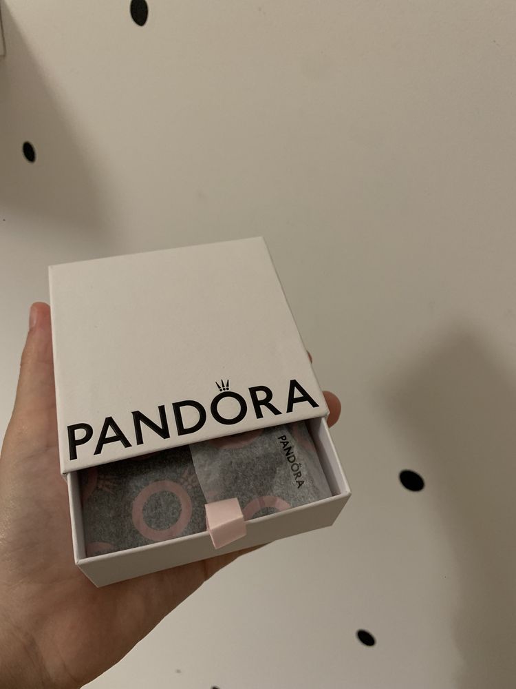 Caixa de pulseiras Pandora otimo estado