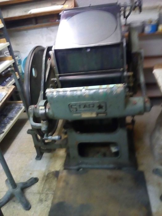 Vende-se recheio de tipografia