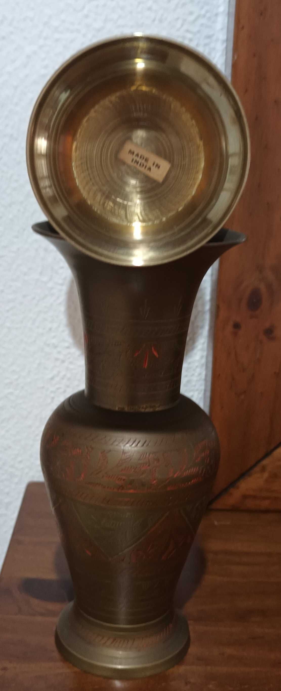 Par de Jarras em latão