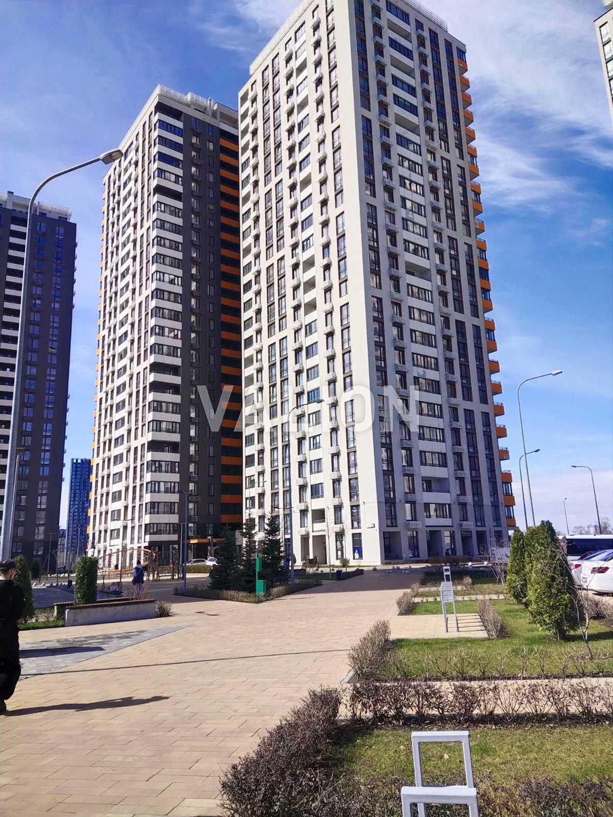 Продаж 2к квартири в ЖК Seven, Осокорки, Дніпровска набережна,18б.