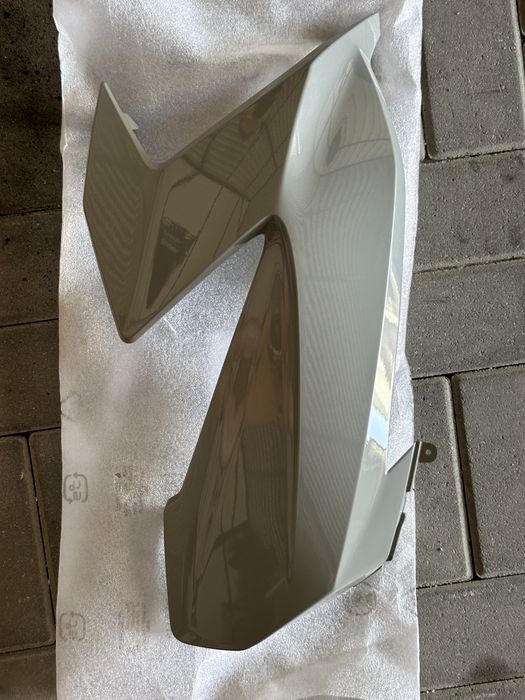 Lewa nowa oryginalna czacha owiewka honda forza 125 rok 21+