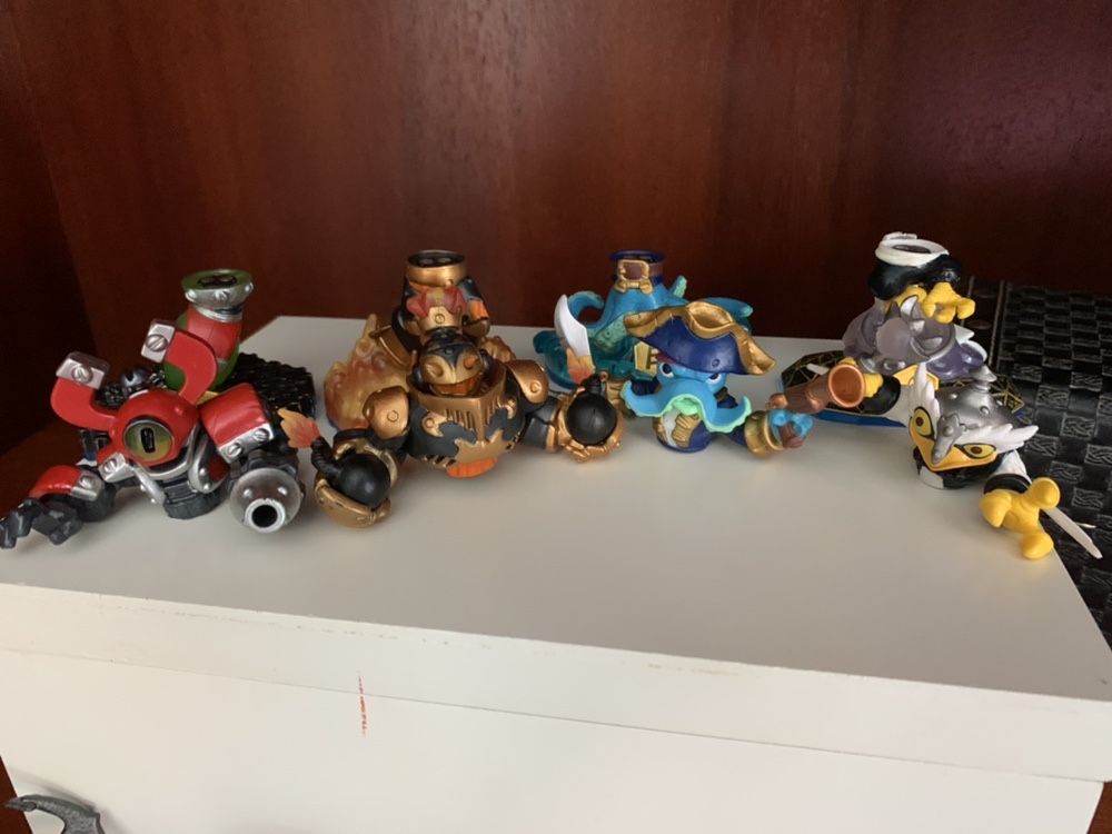 17 figuras jogo skylanders