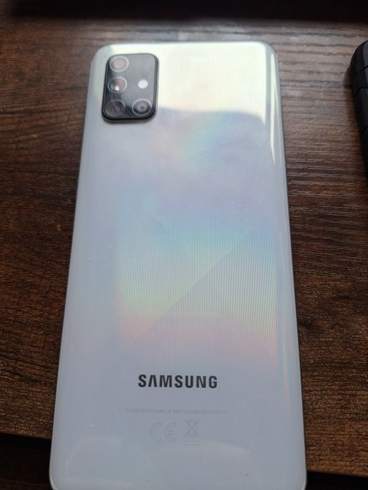 Samsung A71 stan idealny plus odporne na upadek etui
