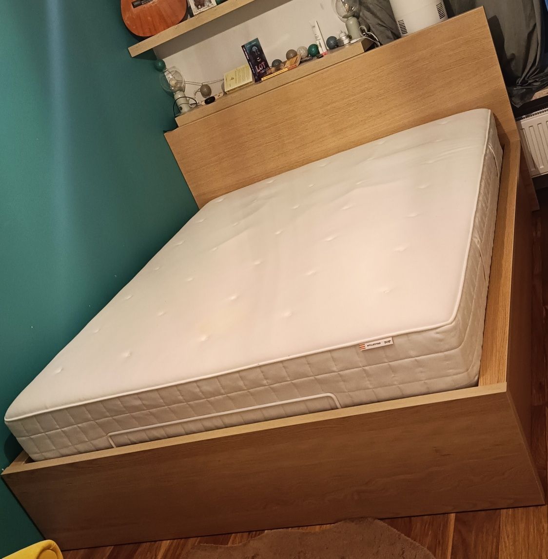 Malm IKEA łóżko beżowe 160x200 z pojemnikiem