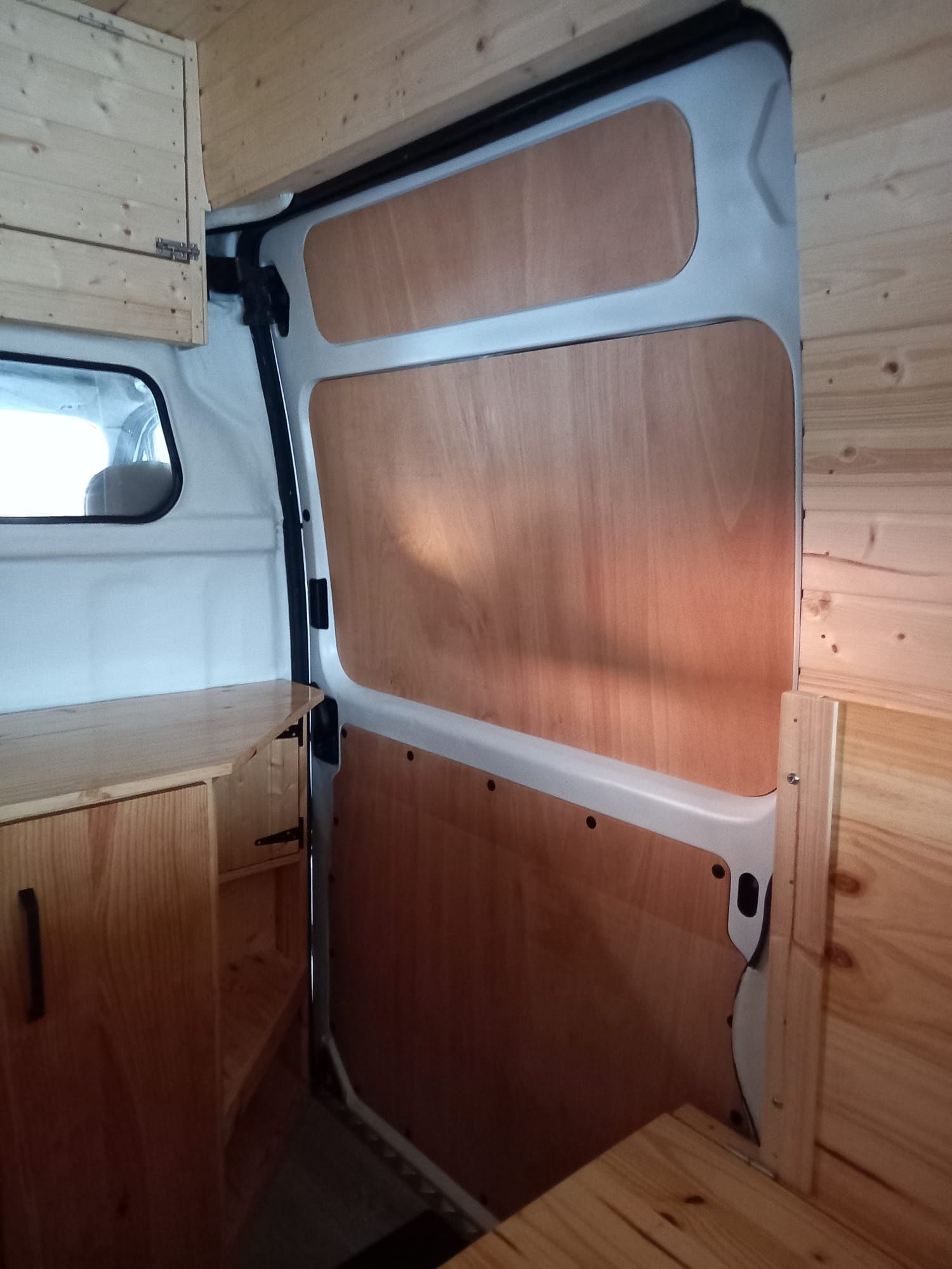 Campervan-Especial dormitório - aceito retomas