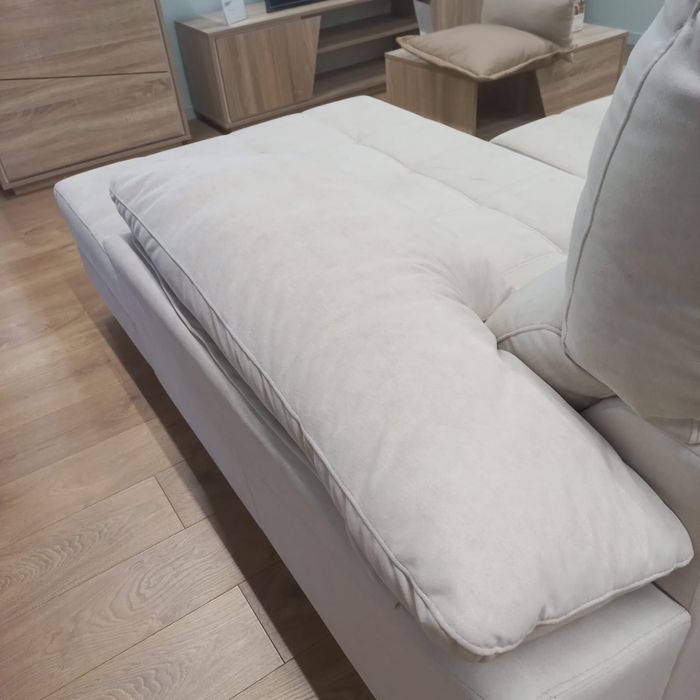 Sofa Chaise Long (tratamento anti nodoa)