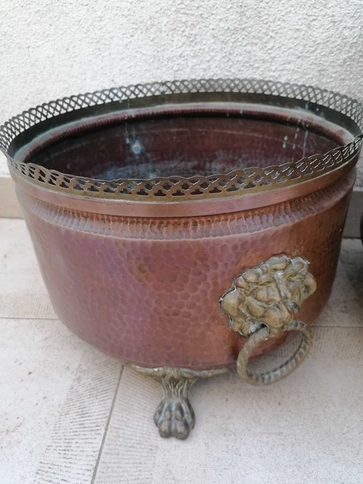 vasos decorativos de cobre envelhecido