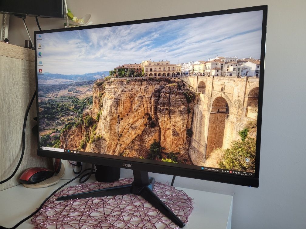 Monitor Acer VG270U P – 27” QHD 144Hz, idealny do gamingu i pracy