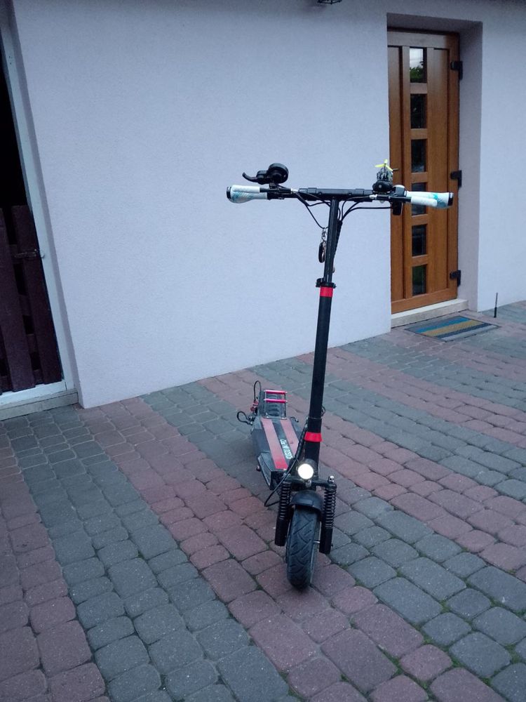 Продам Kugo M4 Pro